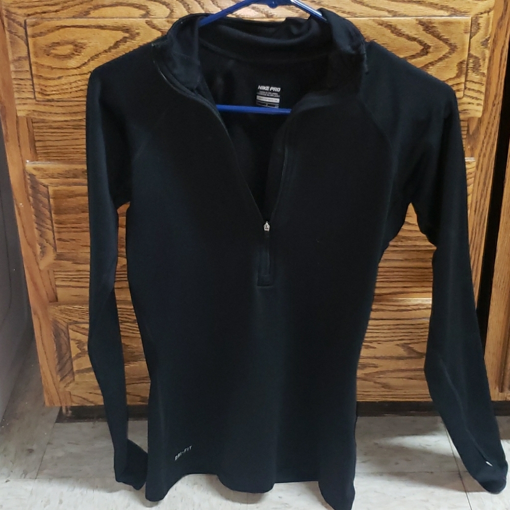Ladies 1/2 zip nike dri fit pull over